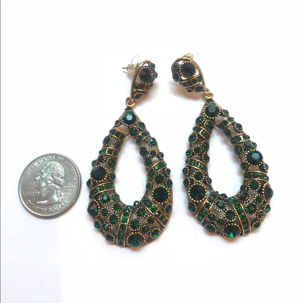 Pretty teardrop green & gold earrings - Picture 6 of 8